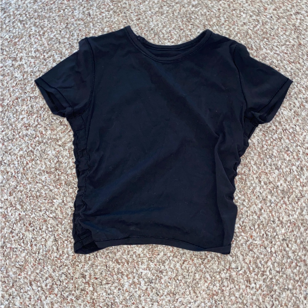 Lululemon ruched crop tee